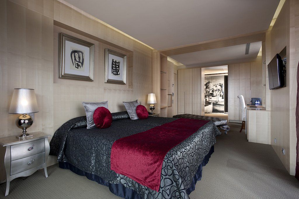 Hotell Mim & 4*