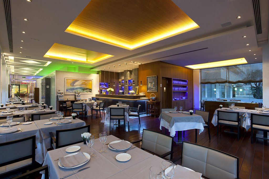 Hotell Mim & 4*