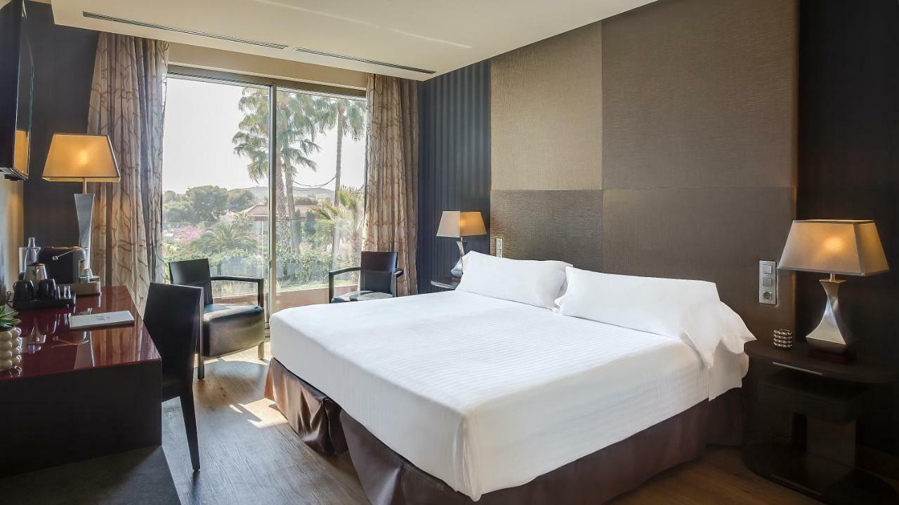 Mim & Hotell 4*